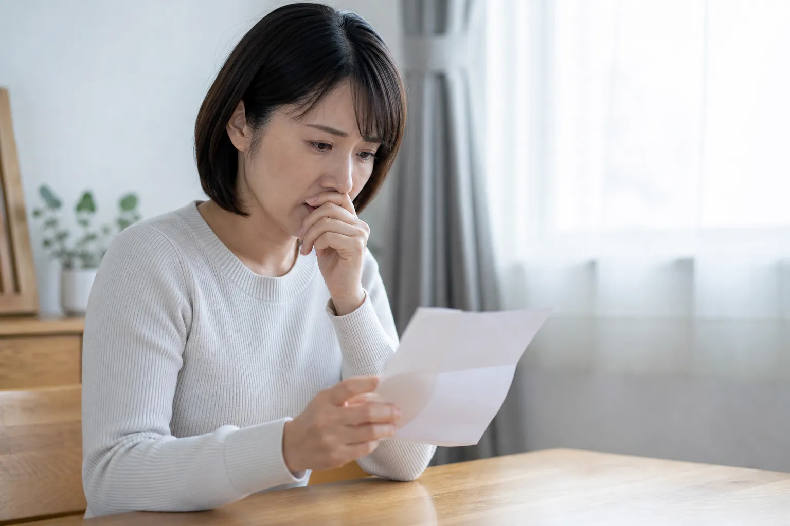 不倫で慰謝料請求されたら？支払義務がないケースはある？対処法を解説